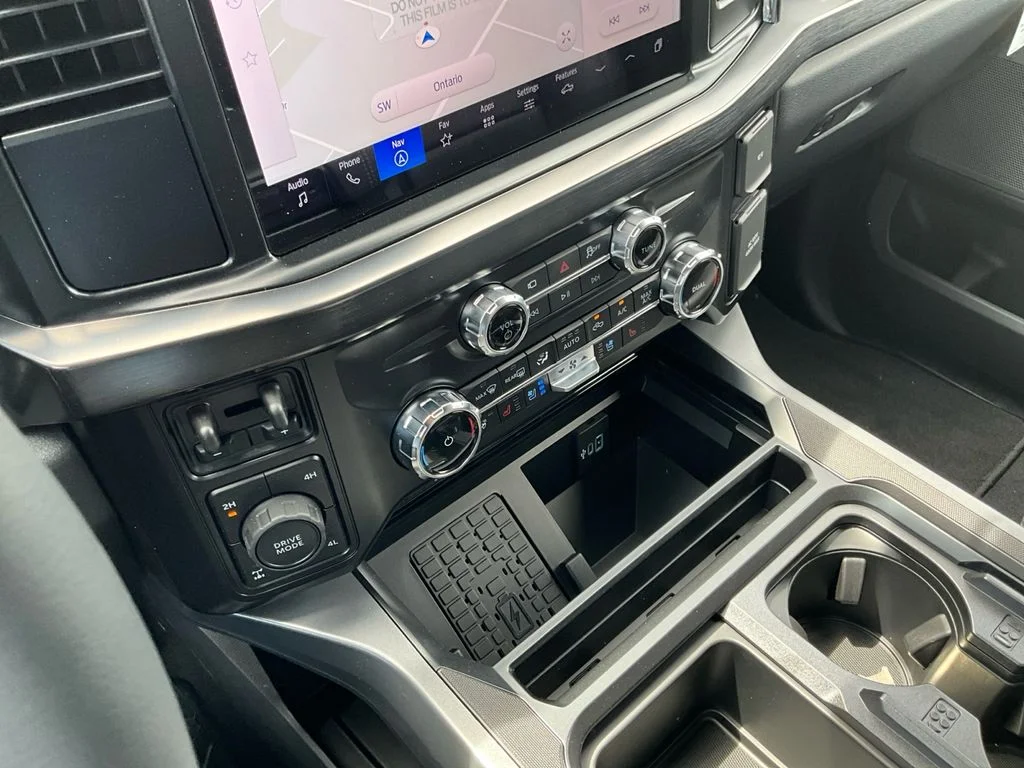 New 2026 Carbonized Gray Metallic Ford F-350® Lariat® image 18