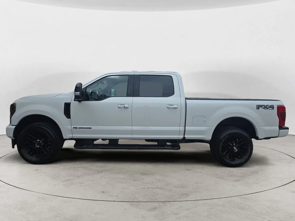 Used 2022 White Ford Lariat image 8
