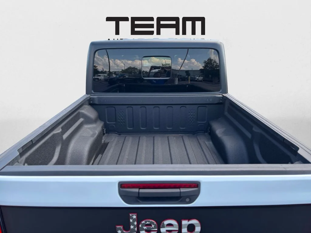 Used 2021 White Jeep Rubicon image 29