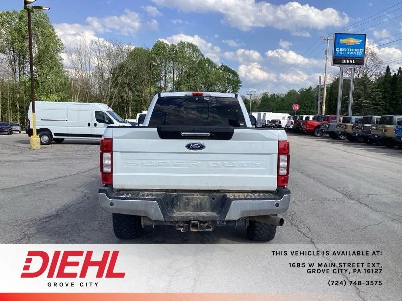 Used 2022 White Ford Lariat image 6