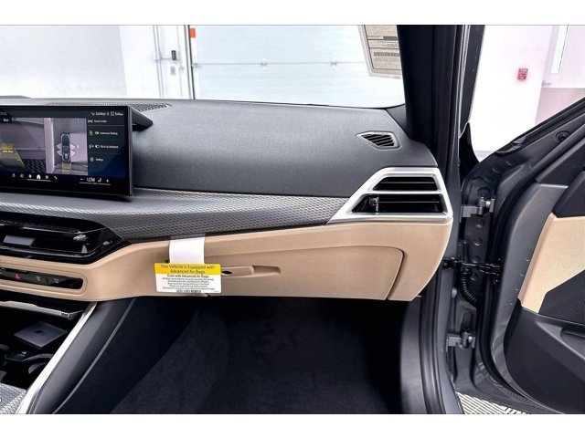 New 2026 Skyscraper Grey Metallic BMW 330i xDrive image 33