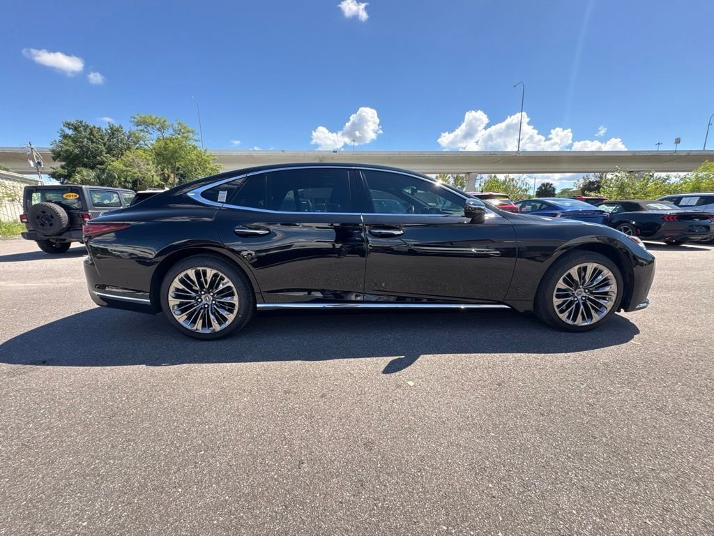 Used 2023 Black Lexus 500 Base image 2
