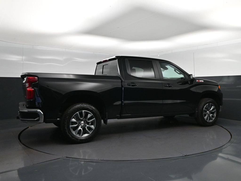 2026 Chevrolet Silverado 1500 LT - Photo 8