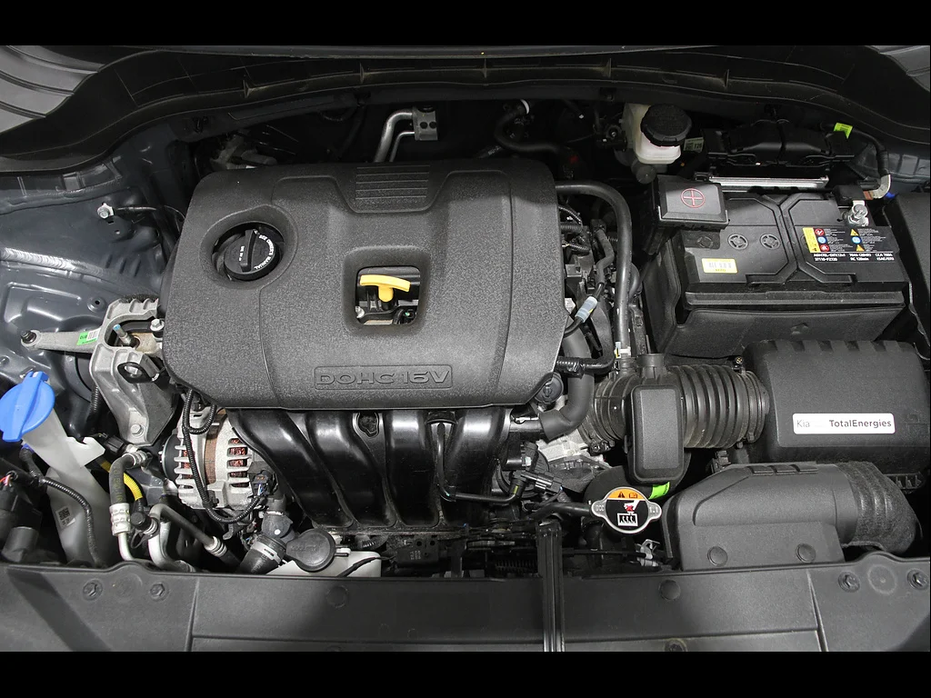 Used 2024 Gravity Gray Kia EX image 21