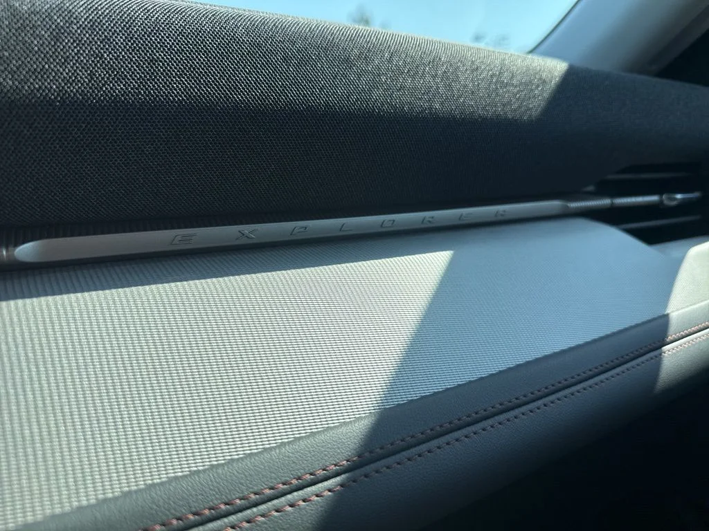 New 2026 Space White Metallic Ford Active image 51