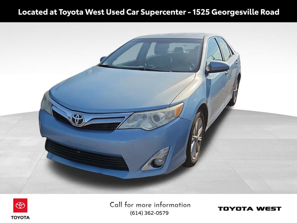 Used 2012 Blue Toyota XLE image 3