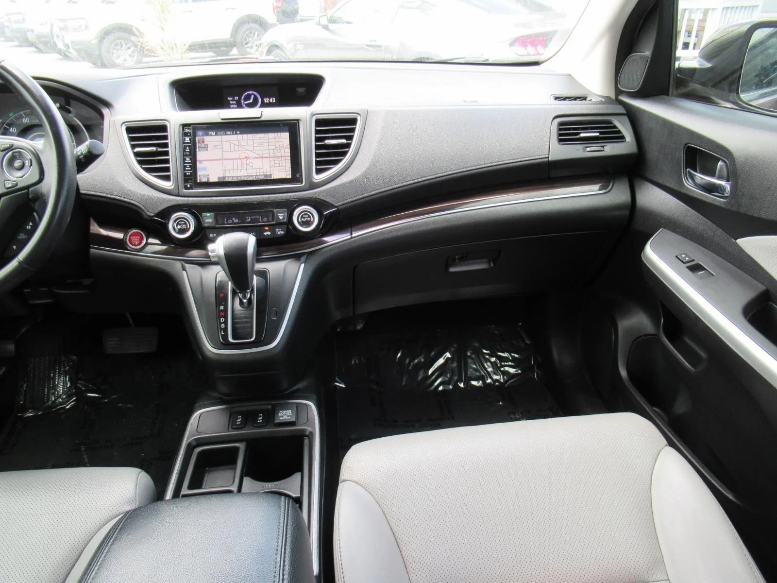 Used 2016 Burgundy Honda Touring image 14