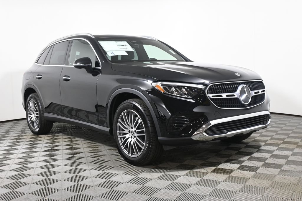 Used 2026 Black Mercedes-Benz GLC 300 image 9