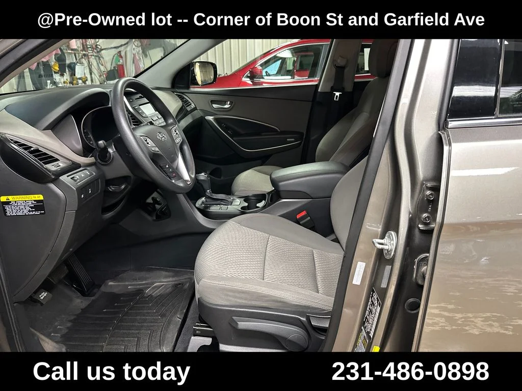 Used 2014 Gray Hyundai Base image 14