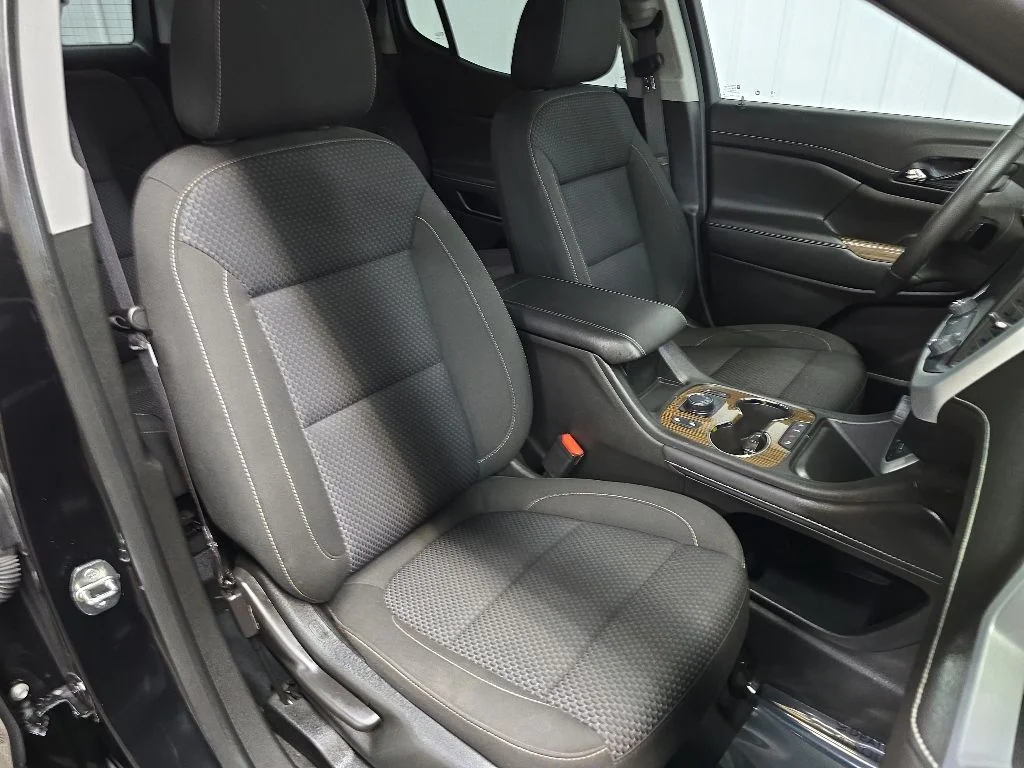 Used 2023 Black GMC SLE image 14