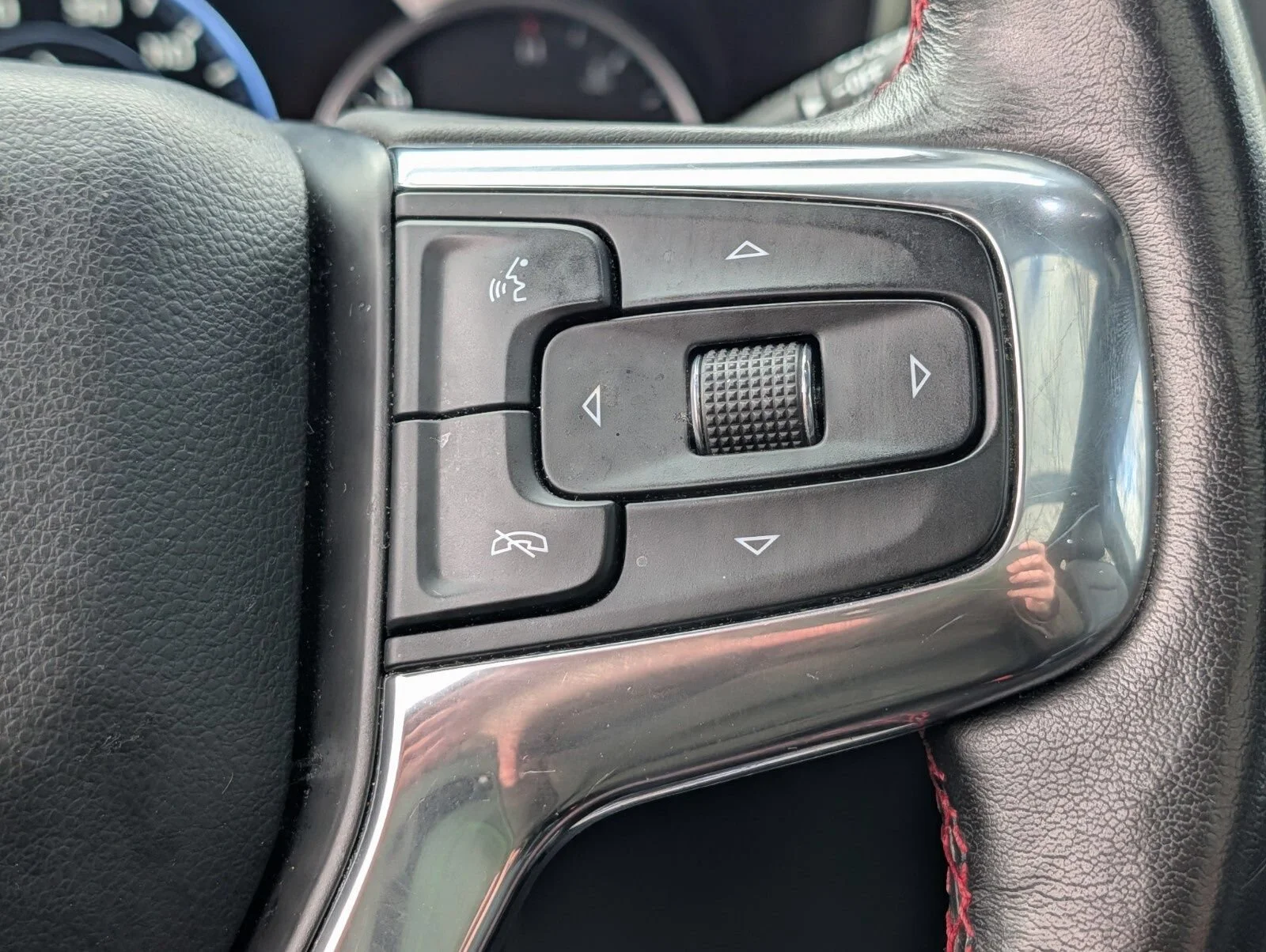 Used 2021 CHERRY RED TINTCOAT Chevrolet RS image 43