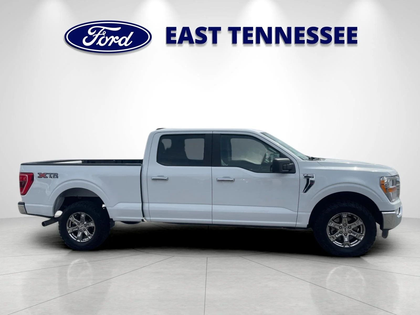 Used 2021 White Ford XLT image 2