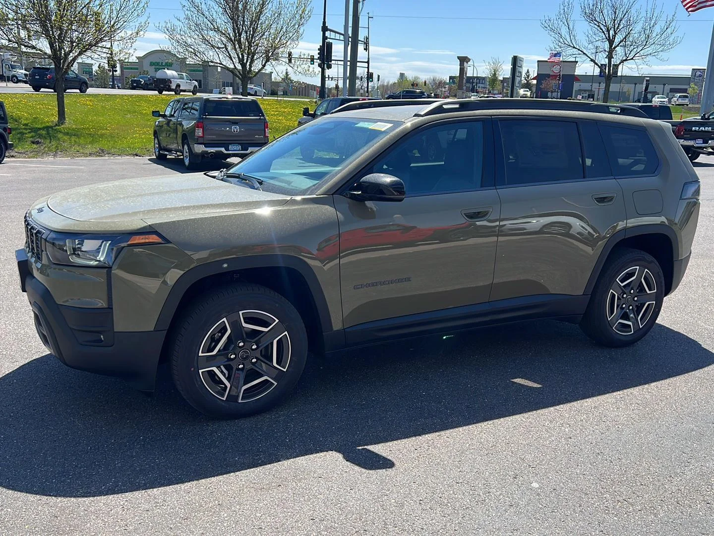 2026 Jeep Cherokee Limited HEV 4X4's photo