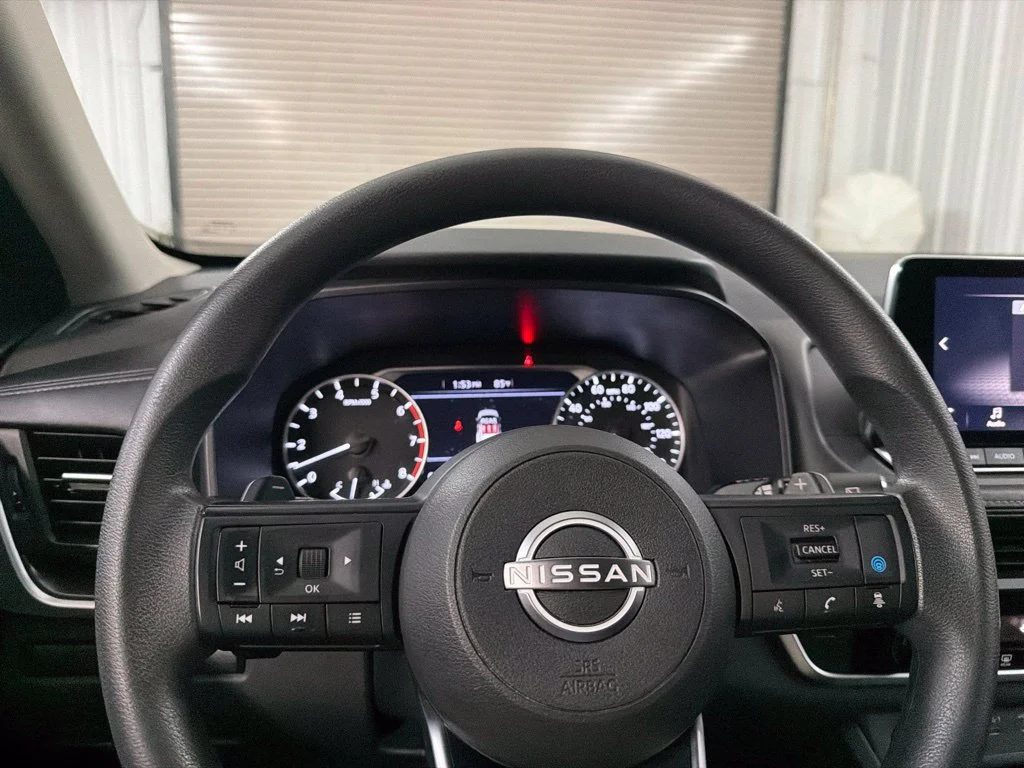 Used 2024 Super Black Nissan SV image 28