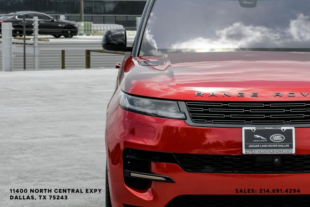 Used 2023 Firenze Red Metallic Land Rover SE Dynamic image 57