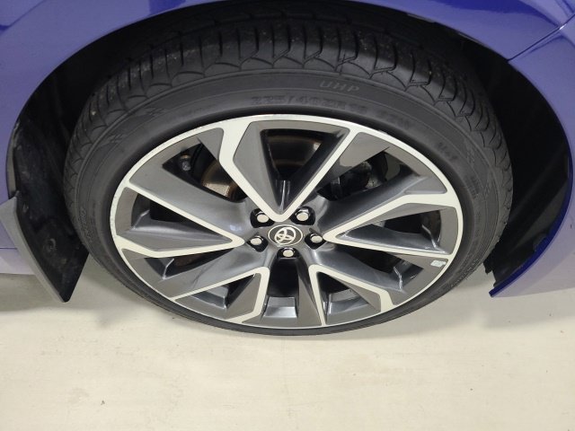 Used 2020 Blue Crush Metallic Toyota SE image 33