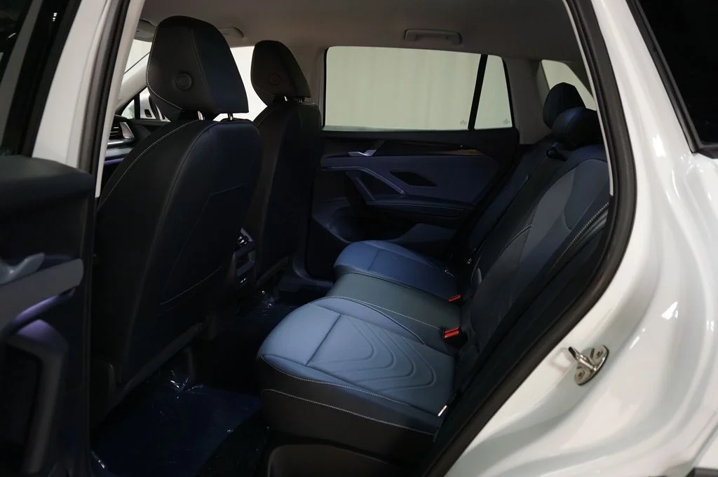 New 2026 Pure White Volkswagen 2.0T SE image 11