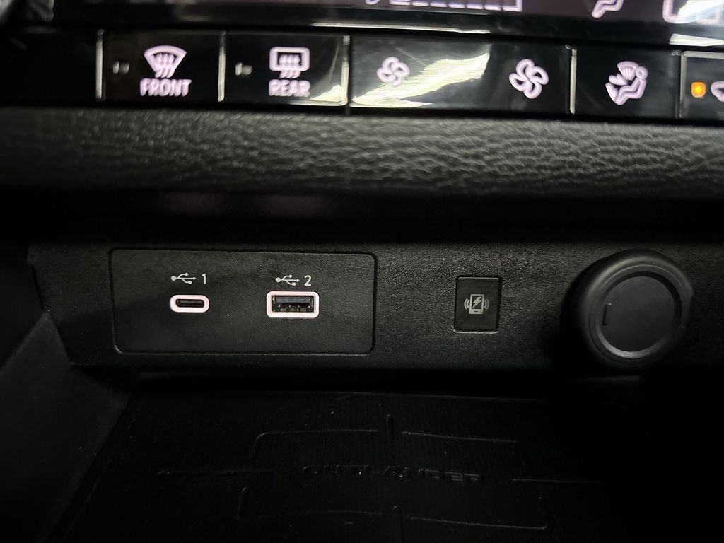 Used 2022 Cosmic Blue Metallic Mitsubishi  image 30