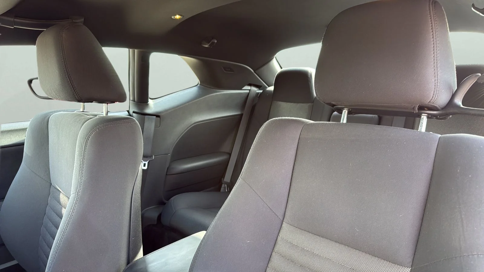 Used 2014 Blue Dodge SXT image 9