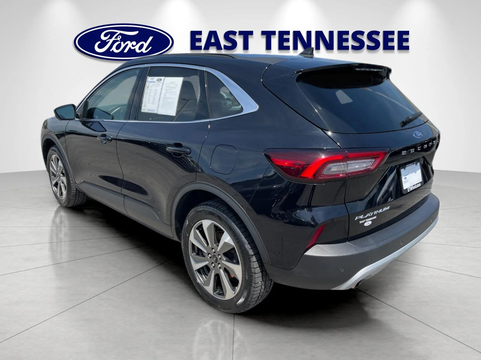 Used 2024  Ford Platinum image 5