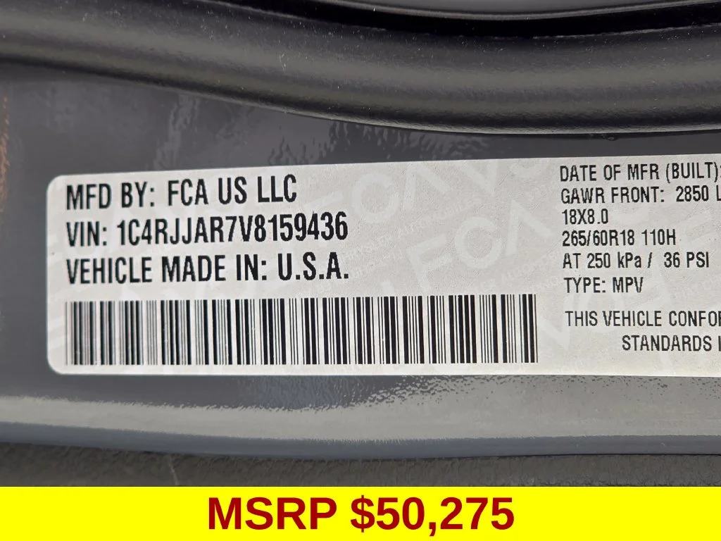 New 2027 Gray Jeep Laredo Altitude image 44