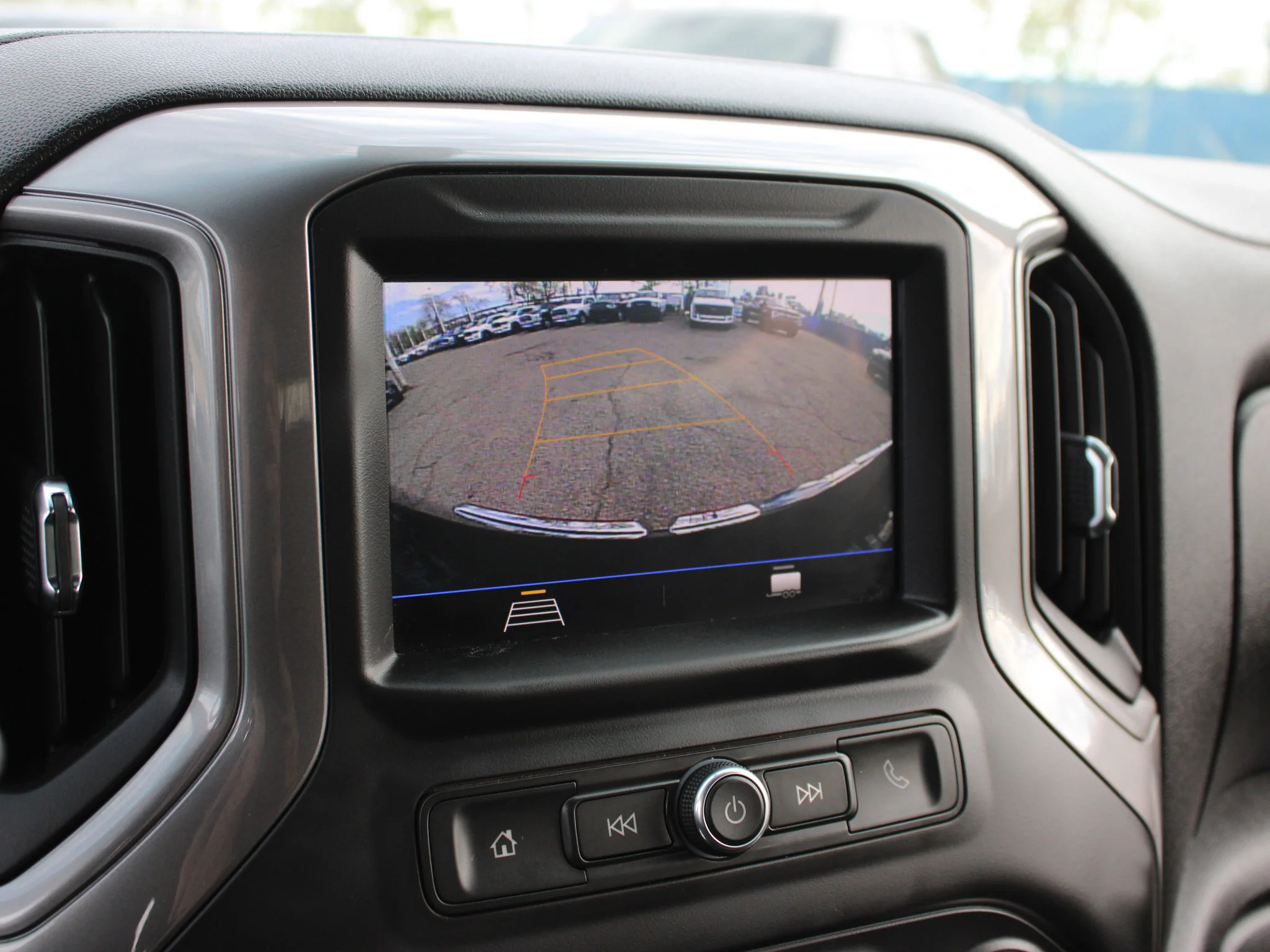 Certified Used 2020 Black GMC Base * No Accidents | 3M PPF | Bedliner | Apple CarPlay | Backup Camera | One Owner image 25