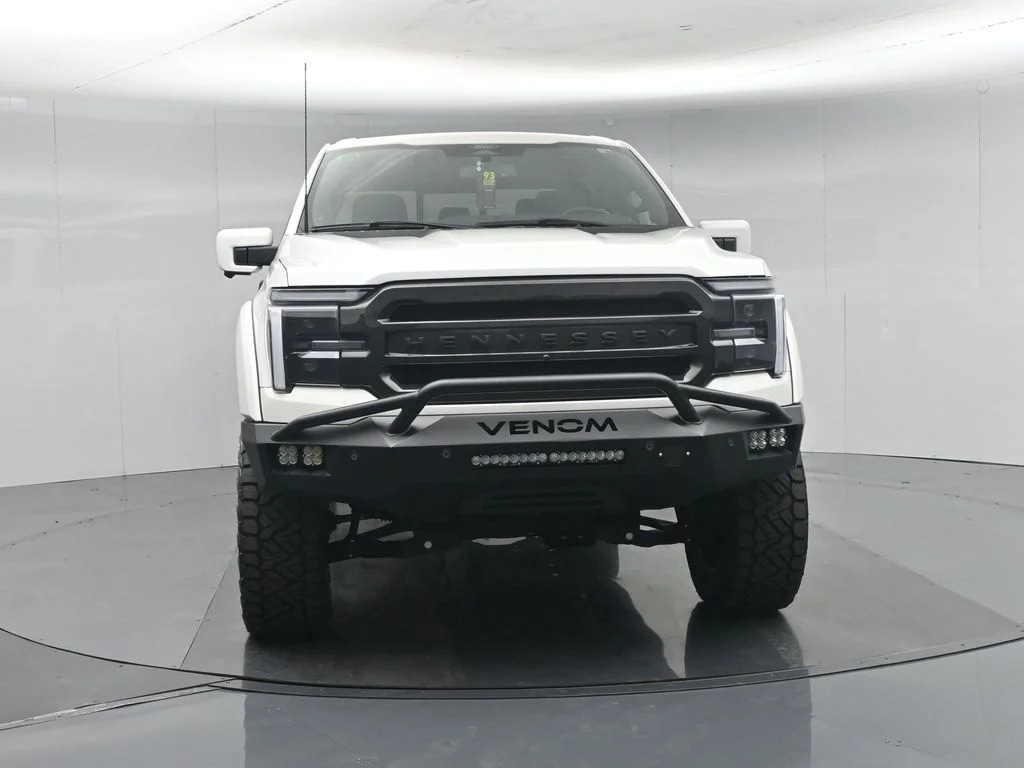 New 2026 Star White Metallic Tri-Coat Ford Lariat image 58