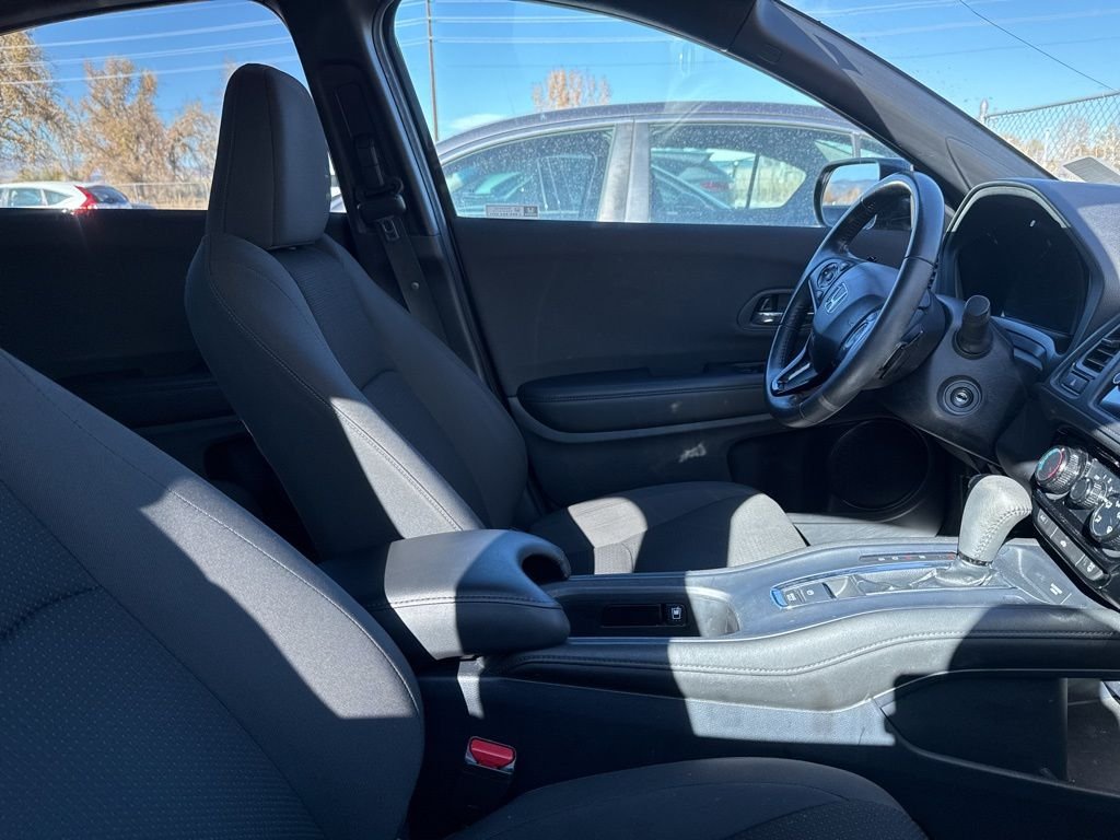 2021 Honda HR-V Sport photo 3