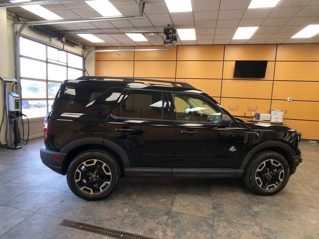Certified Used 2023 Shadow Black Ford Outer Banks image 8