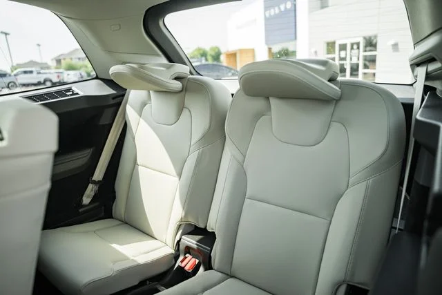 Certified Used 2023 Onyx Black Volvo Plus image 34