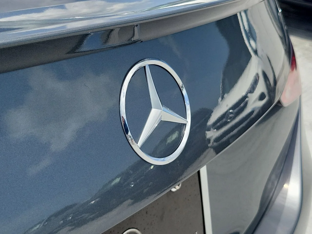 New 2026 Selenite Grey Metallic Mercedes-Benz C 300 image 5