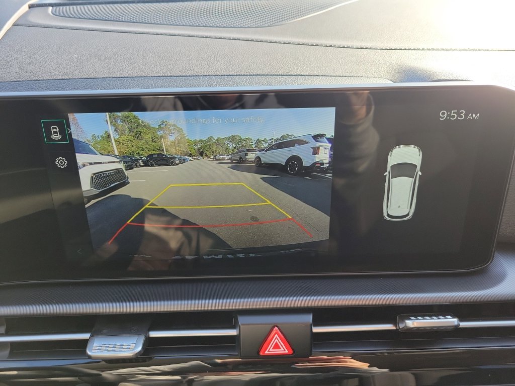 New 2026 Glacial White Pearl Kia EX image 33