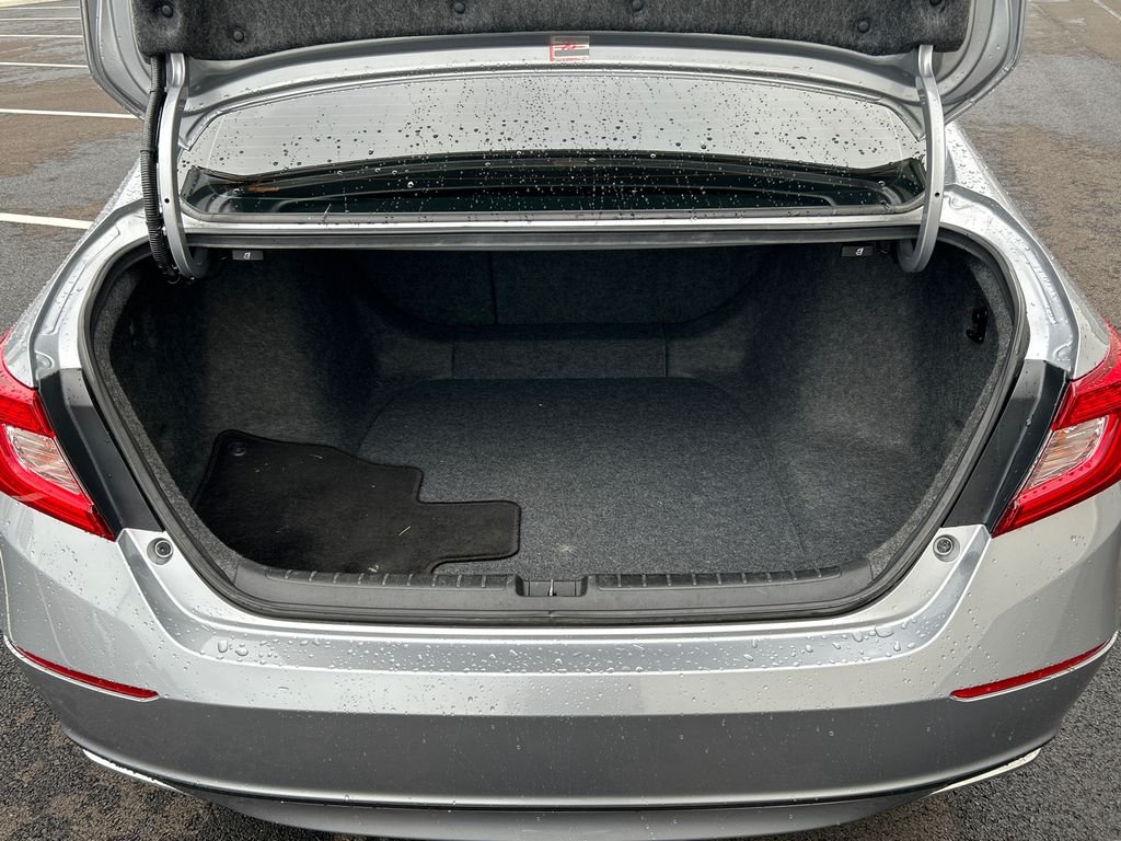 Used 2019 Silver Honda EX image 7