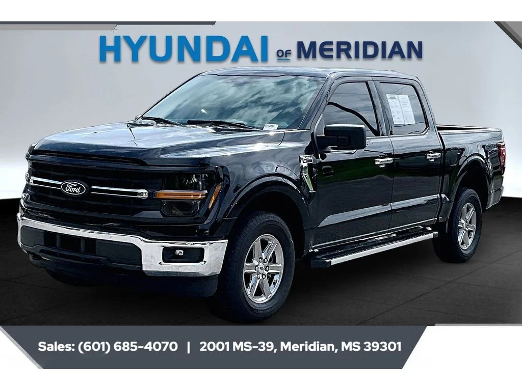 Used 2025 Agate Black Metallic Ford XLT image 10