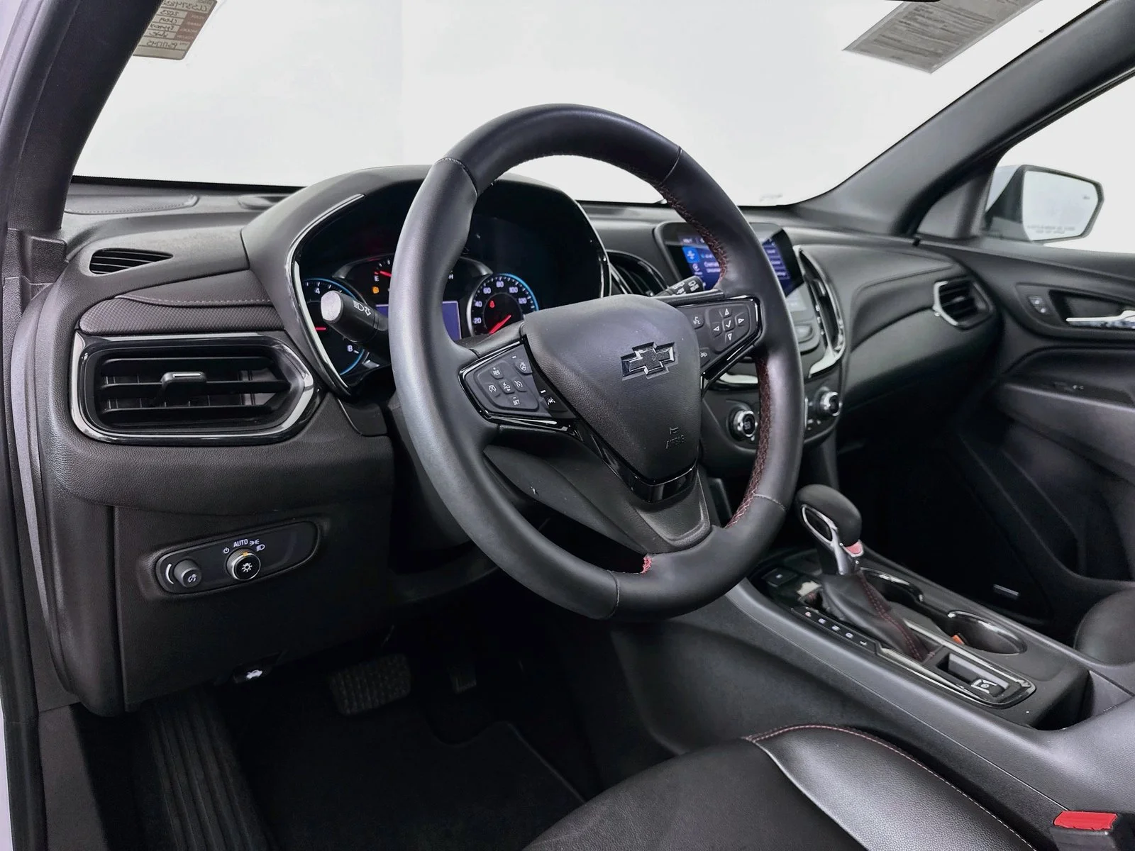 Used 2023 Summit White Chevrolet RS image 10
