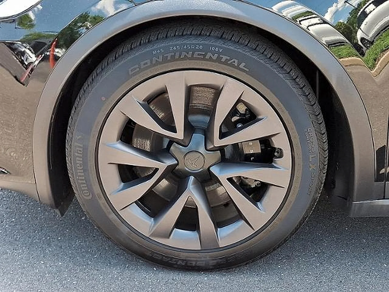 Used 2024 Solid Black Tesla Long Range image 26