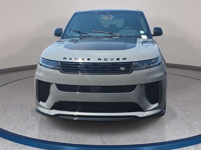 Certified Used 2025 Gray Land Rover SV Edition Two image 3