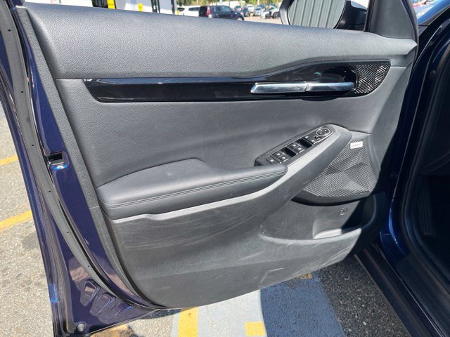 Used 2021 Dark Ocean Blue/White Roof Kia SX image 10