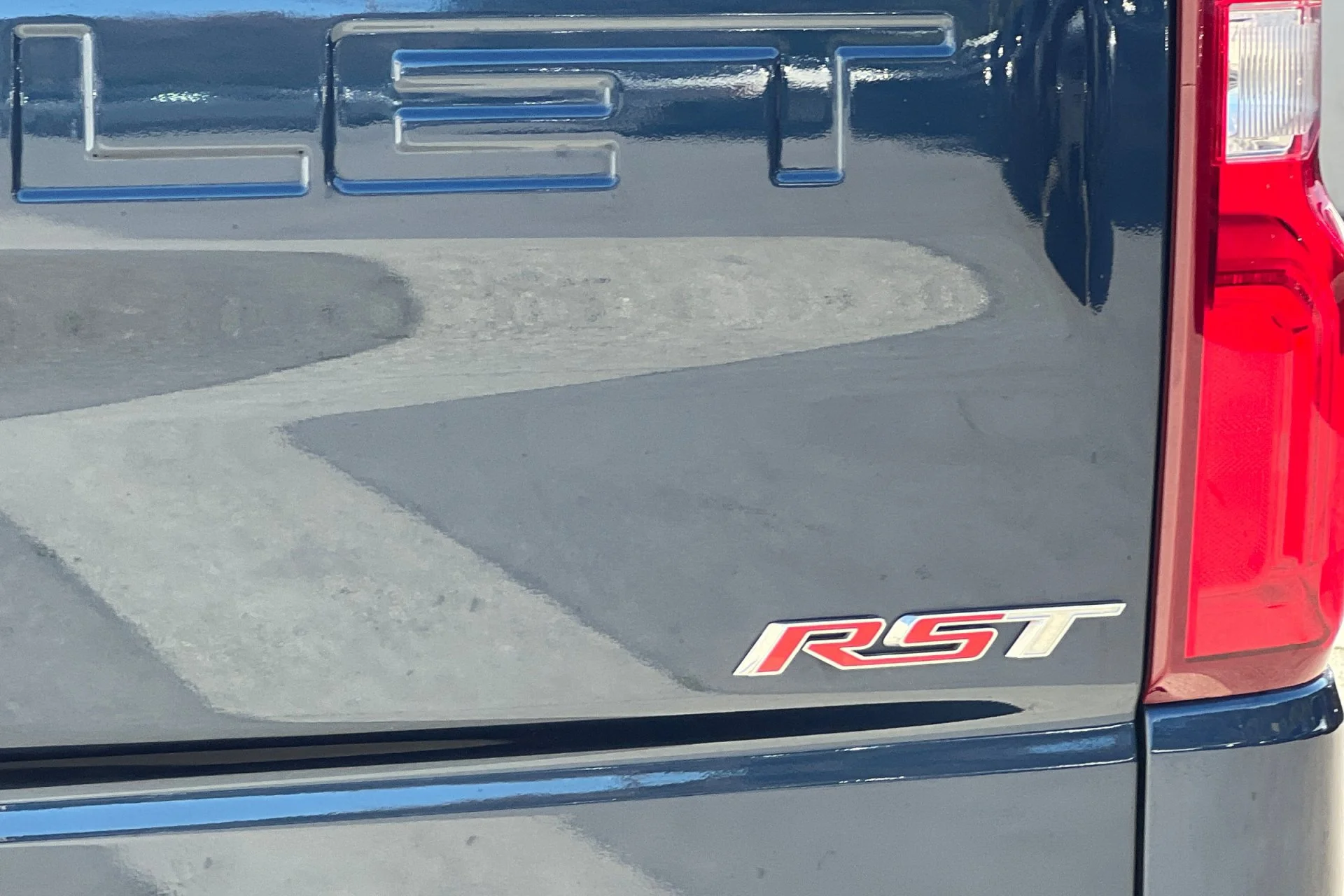 Used 2022 Blue Chevrolet RST image 12