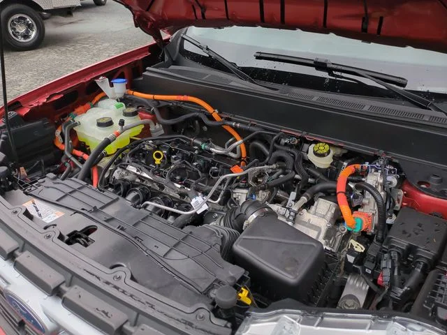 Used 2024 Red Ford Lariat image 25