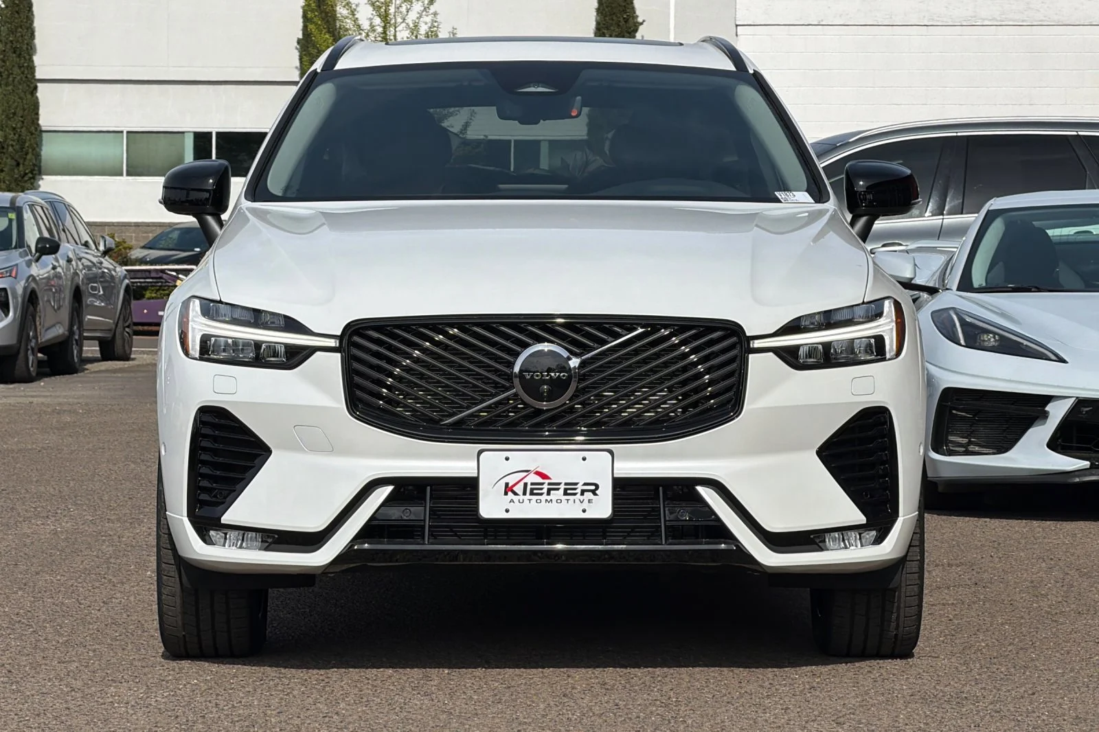 New 2026 CRYSTAL WHITE Volvo Plus image 6