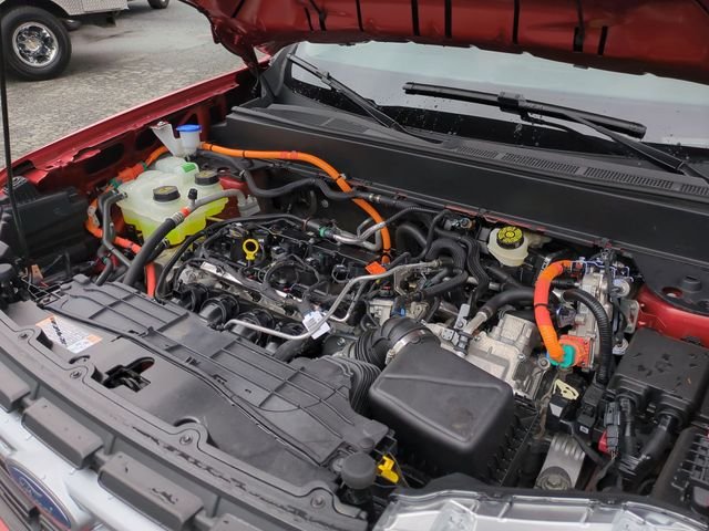 Used 2024 Red Ford Lariat image 25