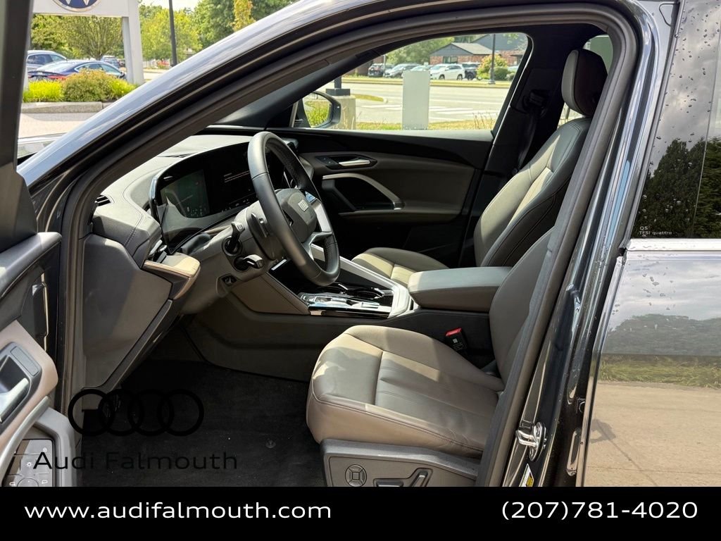 2025 Audi Q5 Premium - Photo 28
