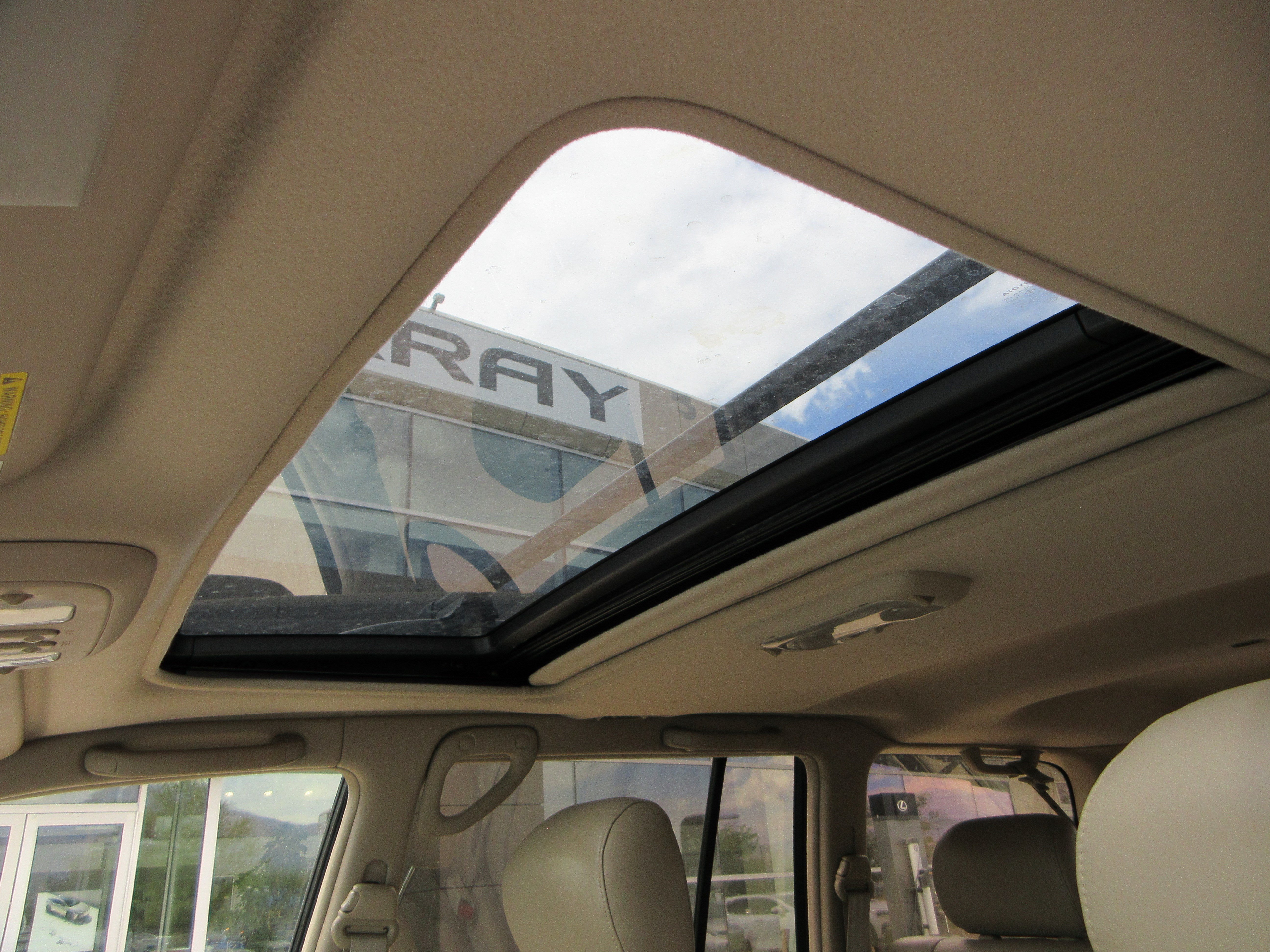 Used 2000 River Rock Green Metallic Toyota Base image 17
