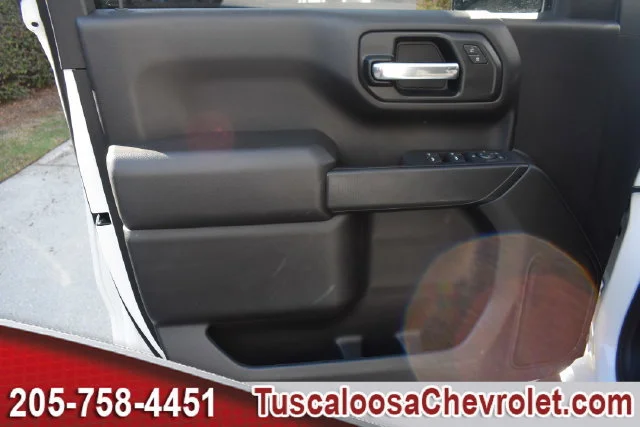 Used 2025 Summit White Chevrolet Custom image 18