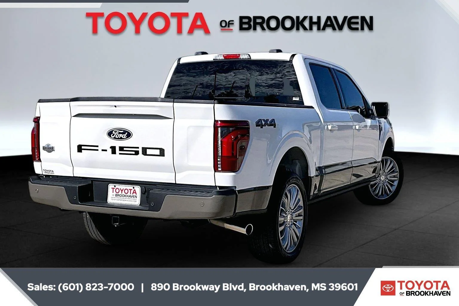 Used 2025 Star White Metallic Tri-Coat/Marsh Gray Ford King Ranch image 11