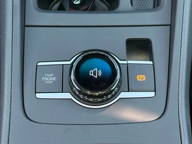 New 2026 White Volkswagen 2.0T SE image 18