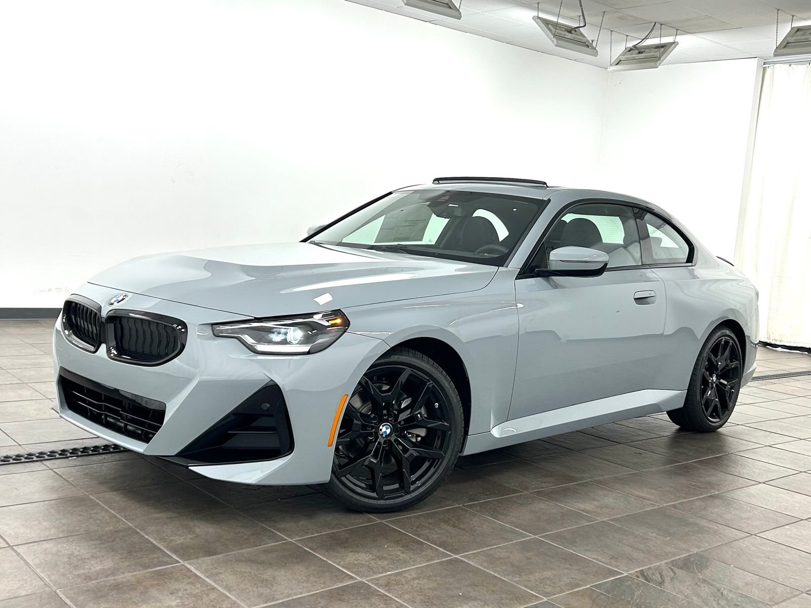 2025 BMW 2 Series 230i xDrive Coupe's photo