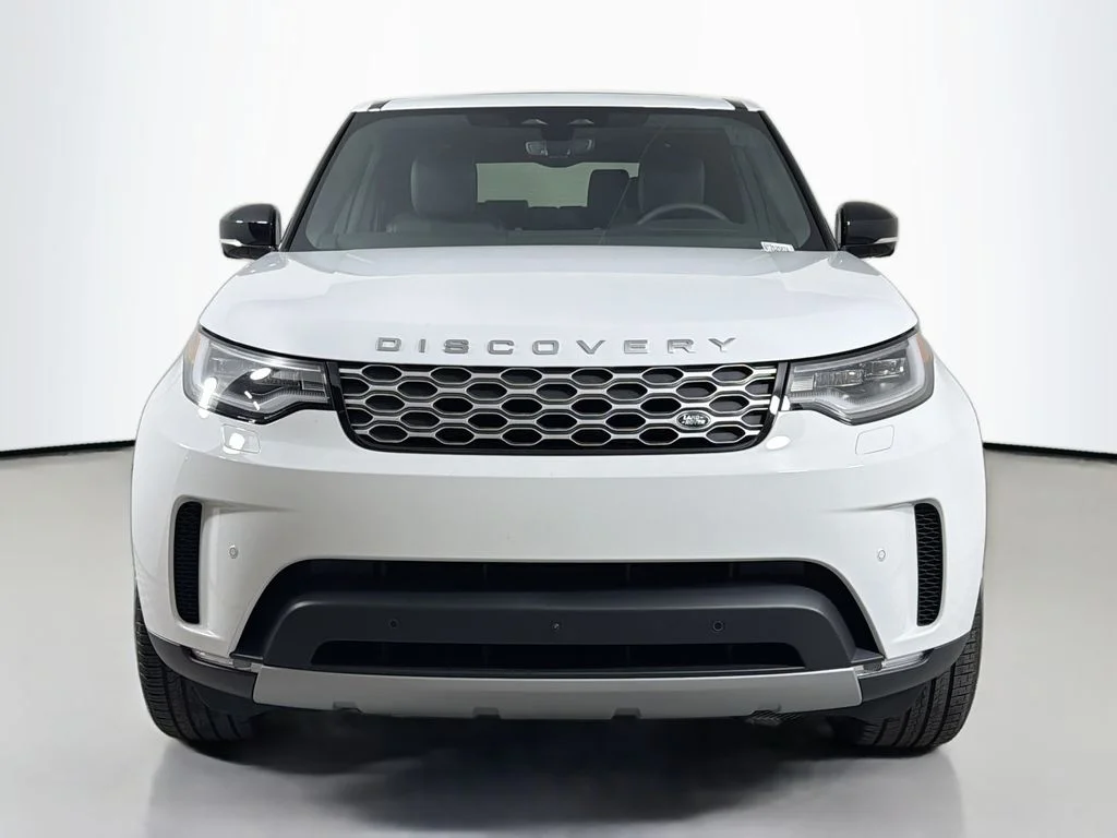 New 2026 Fuji White Land Rover S image 2