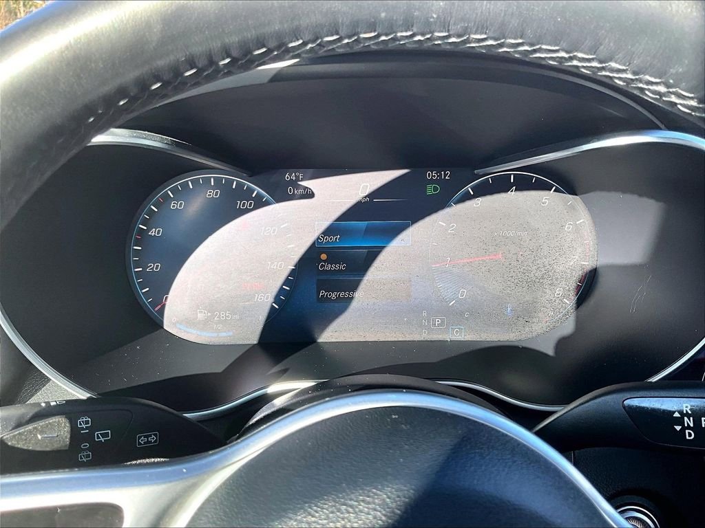 Used 2022 Black Mercedes-Benz GLC 300 image 25